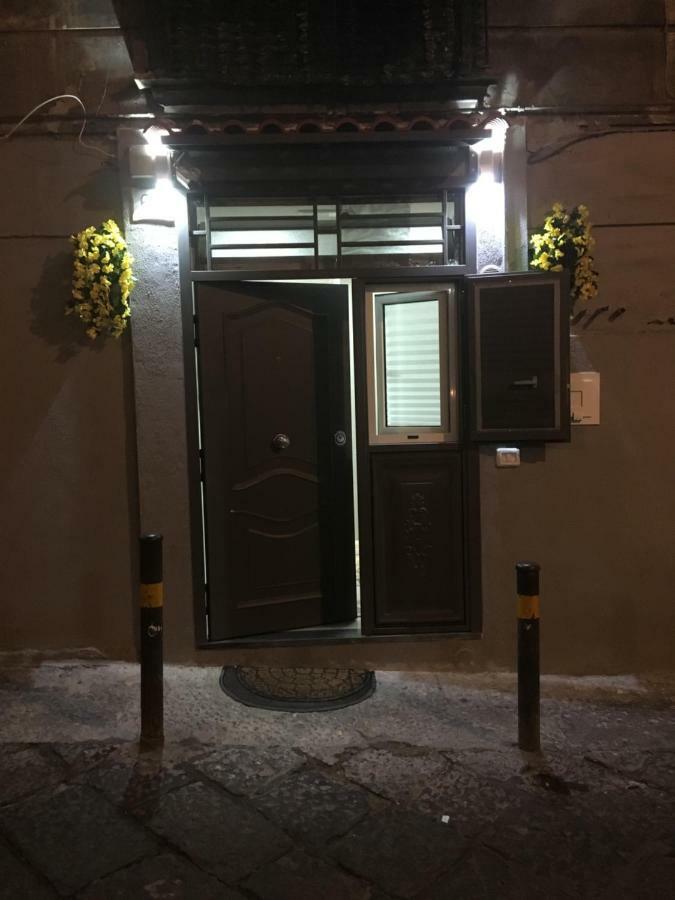 Apartament casa piano zero Neapol Zewnętrze zdjęcie